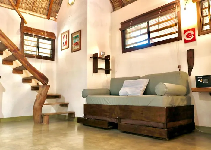 Vibra Guesthouse Popoyo