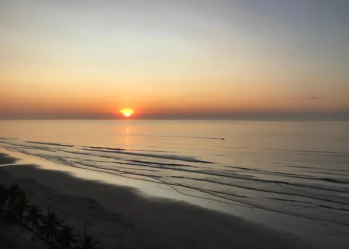 Mongaguá com vista para o Mar pé na areia