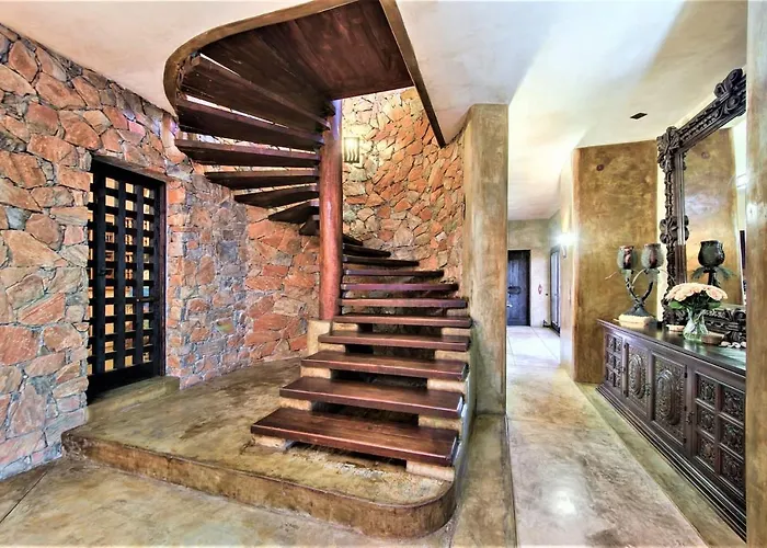 New Luxury Getaway - Pool, Spa, Sunset, Views @ Casa Bella