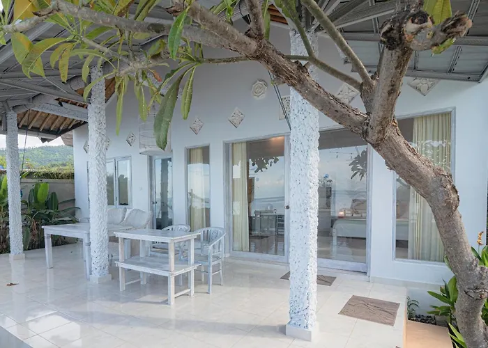 Salt Resort & Spa