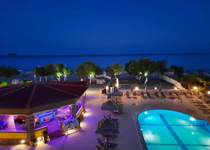 Jannos Beach Hotel