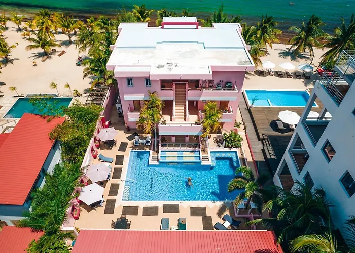 Miramar Suites