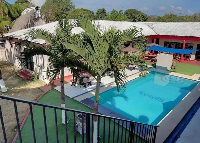 Big Daddy'S Beach Club & Hotel