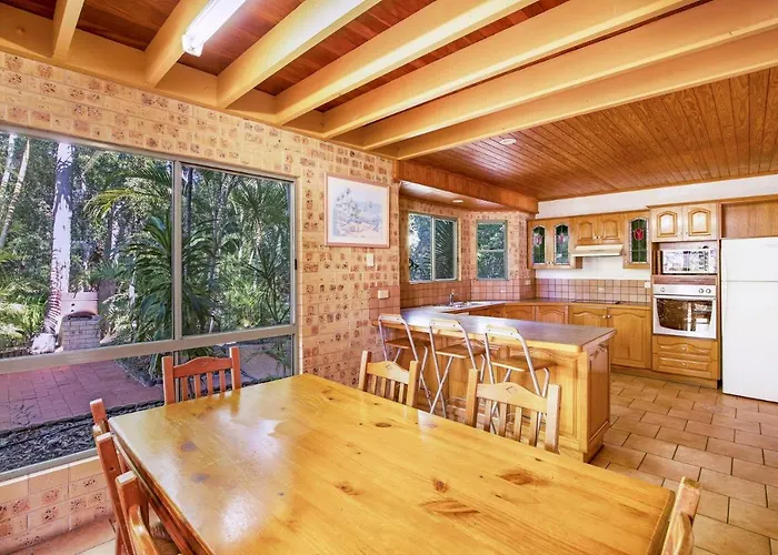 Amaroo Rainbow Shores