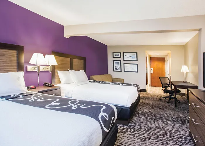Comfort Inn & Suites Clearwater South