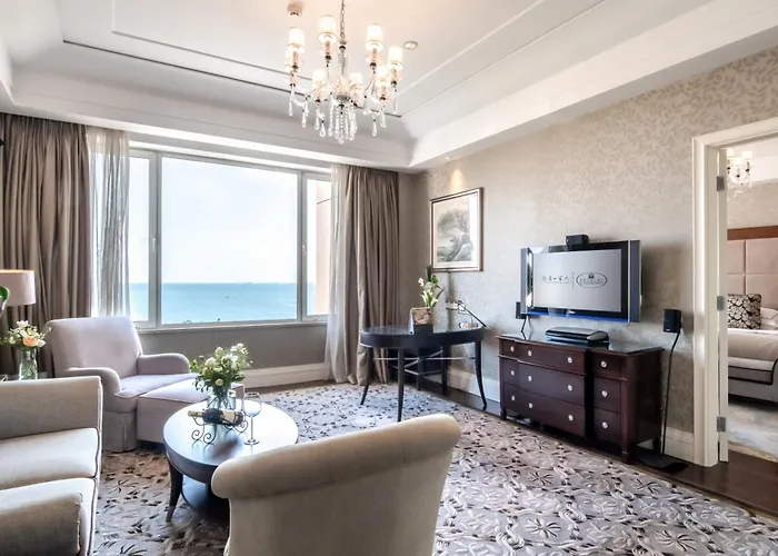 Qingdao Sea View Garden Hotel
