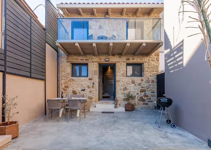 Evangelia Casa, Comfy Stay, Centrally, With Views!