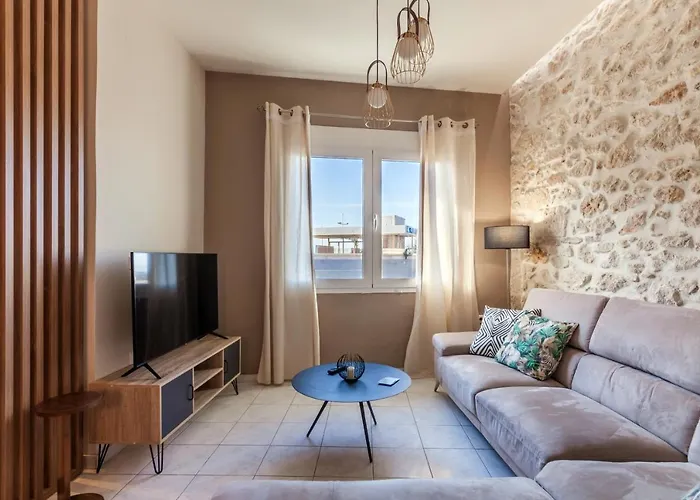 Evangelia Residenza, Elegant Stay In Herakleion!