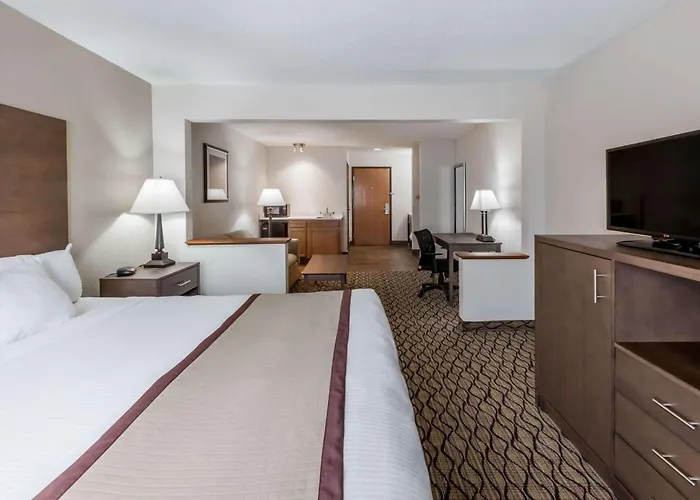 Baymont By Wyndham Auburn