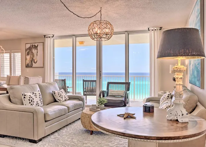 Beachfront Fort Walton Beach Condo W/ Pool Access!