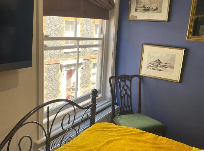 King Street Accomadation
