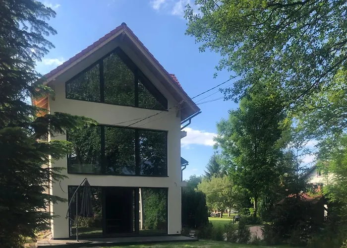 Garden Retreat Junior (Adults Only)