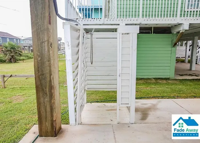 Kalm By The Beach - Ocean View - Sleeps 14