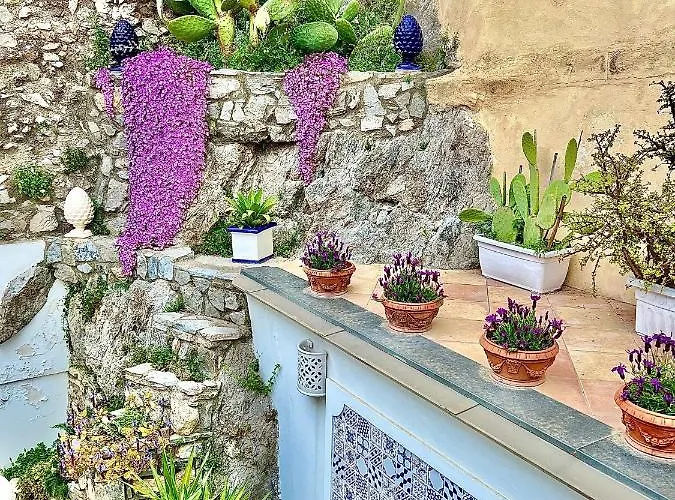 Marilu Vacation Home In Positano