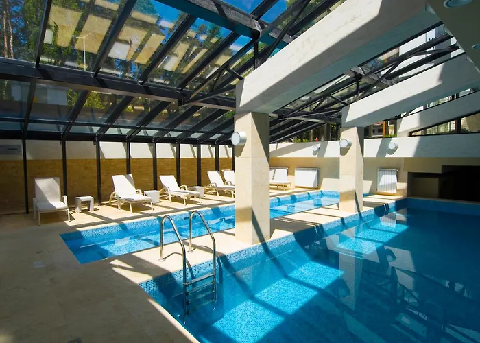 Radina'S Way Hotel