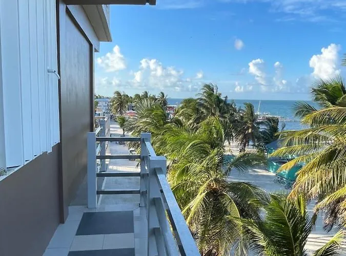Caye Caulker Beach Hotel