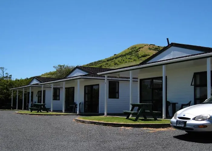 Opononi Hotel