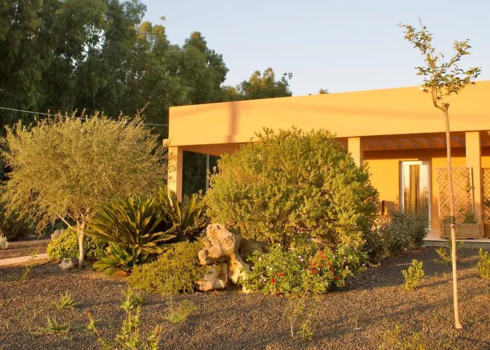 Maris Apartments - Holiday Homes