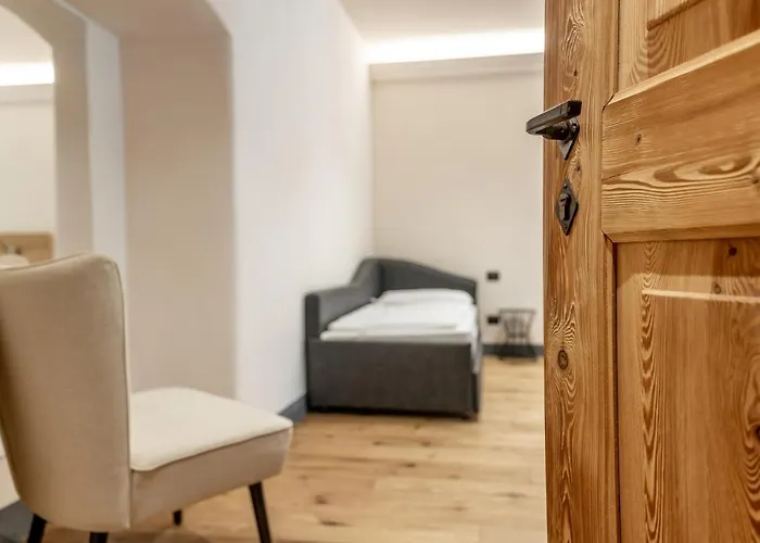 Curt Di Clement Eco Mobility Hotel