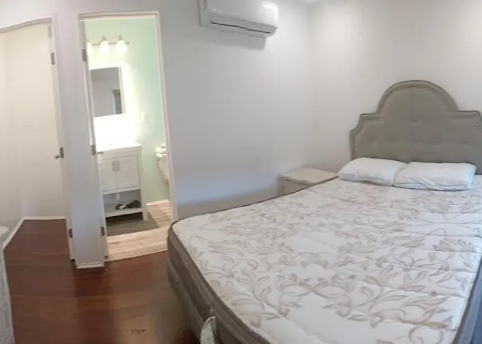 De Alamo Hostel