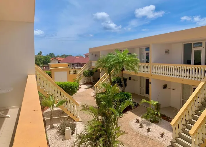 Montana Eco Resort Aruba