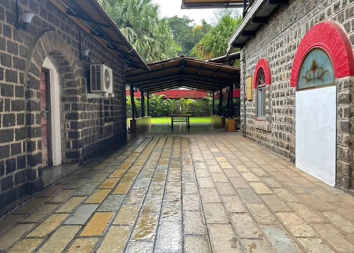 The Green Gate Resort Mulshi