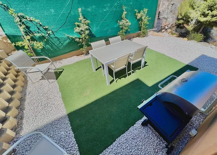 Studio With Garden - Pauseto West 4 - 2 Min From Beach
