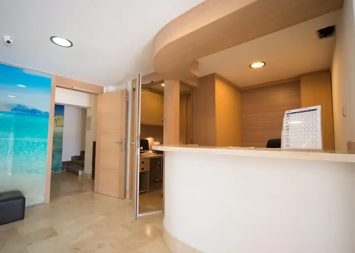 Apartamentos Embat
