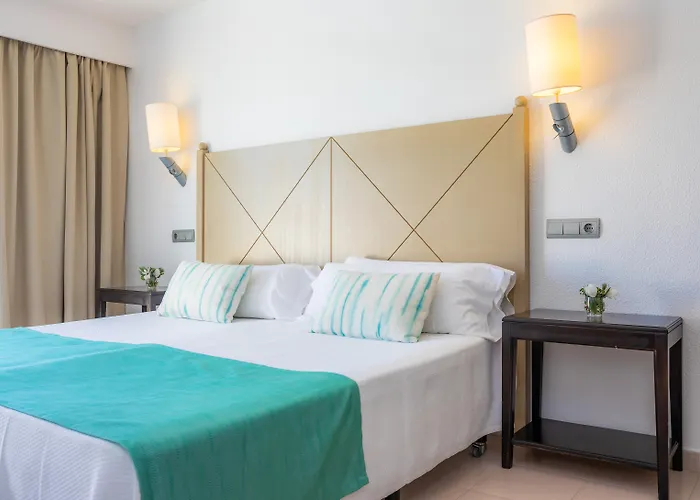 Blau Punta Reina Family Resort