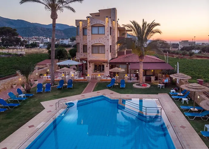 Danelis Studios & Apartments