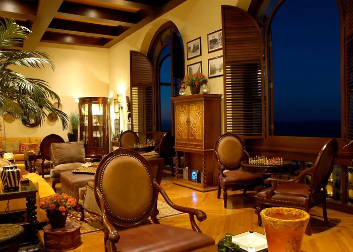 Pueblo Bonito Sunset Beach Golf & Spa Resort