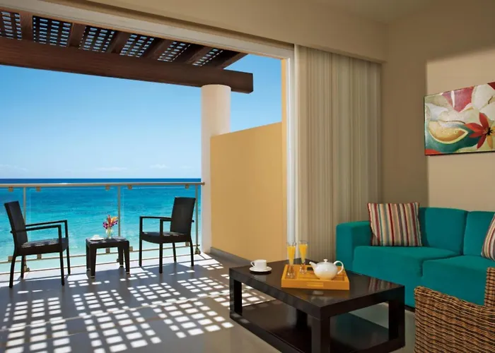 Dreams Jade Resort & Spa