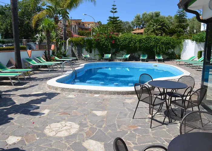 Hotel Marinella - Private Free Parking - Grotticelle Beach 200 M