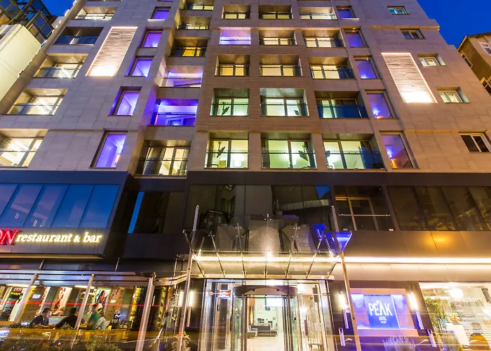 Ramada By Wyndham Istanbul Pera