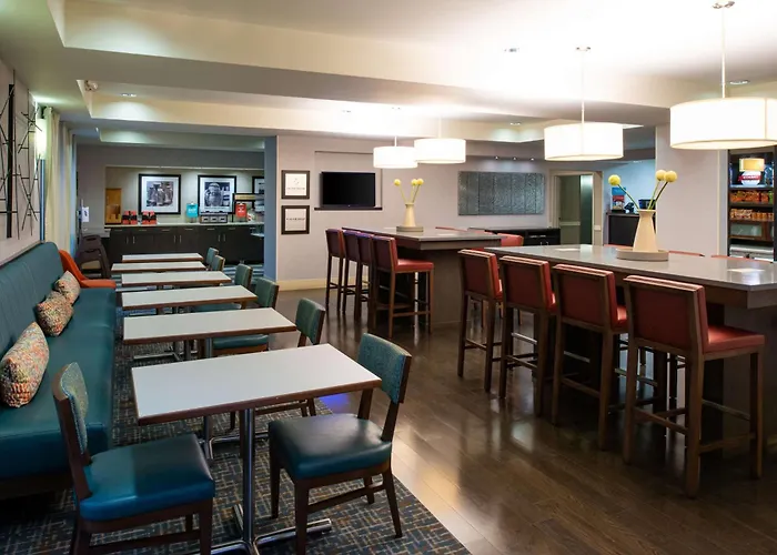 Hampton Inn San Francisco - Daly City