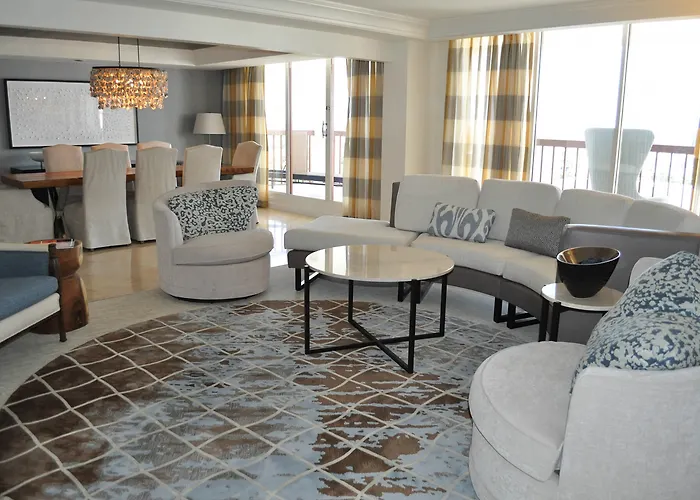 Signia Hilton Naples Grande Beach Resort