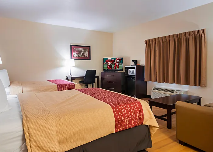Red Roof Inn & Suites Lake Orion / Auburn Hills
