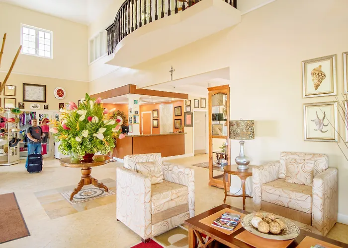 Bay Gardens Beach Resort And Spa