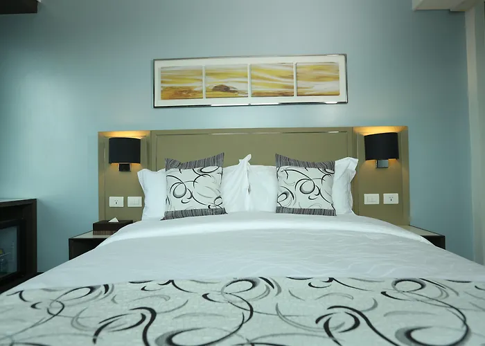 Belmont Hotel Manila Near Naia Terminal 3 Mnl