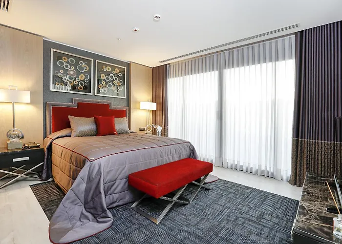 Mia City Hotel