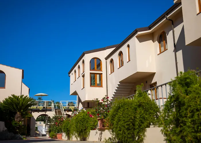 Tropis Hotel