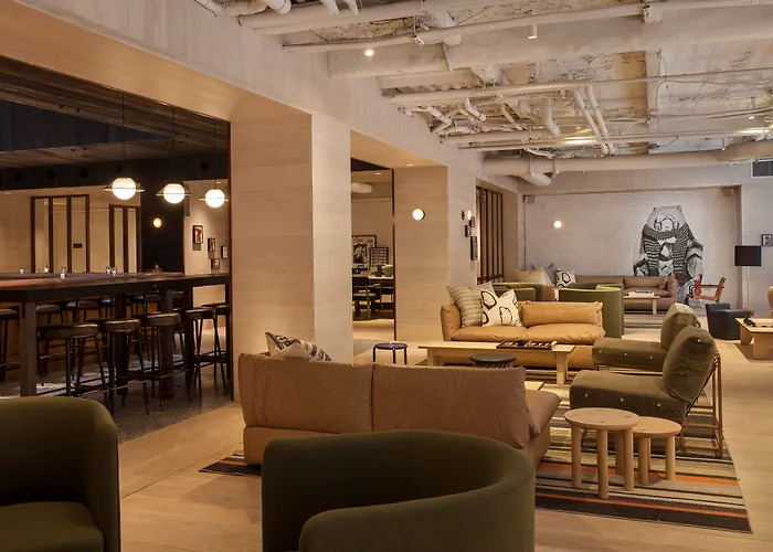 Moxy Nyc Times Square