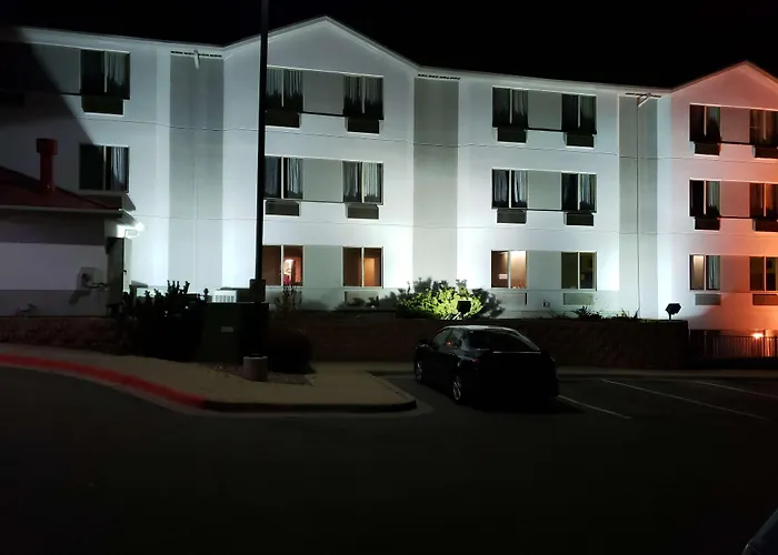 Best Western Plus Gardena-Los Angeles Inn & Suites