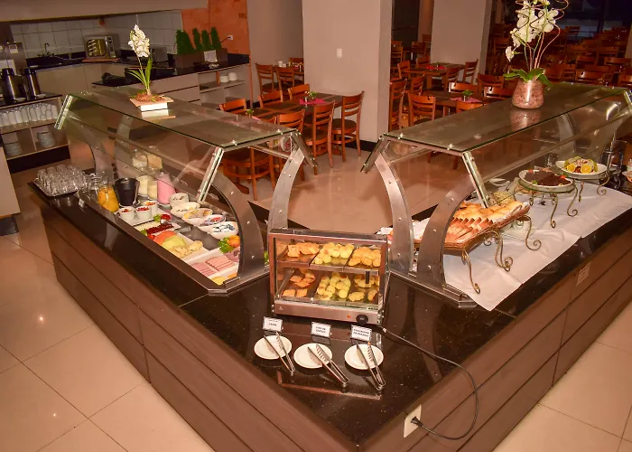 Camboriú Praia Hotel