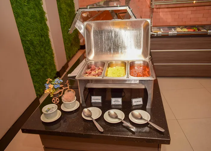 Camboriú Praia Hotel