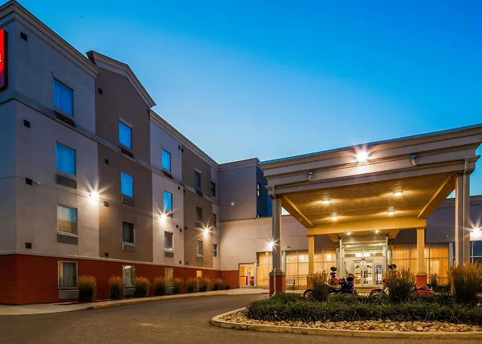 Best Western Plus Bowmanville