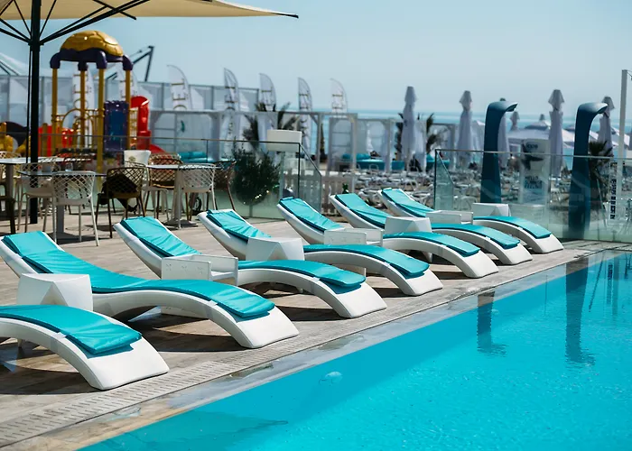 Hotel Opera Mamaia