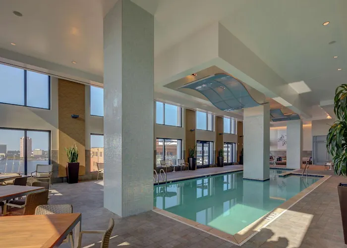 Hilton Norfolk The Main