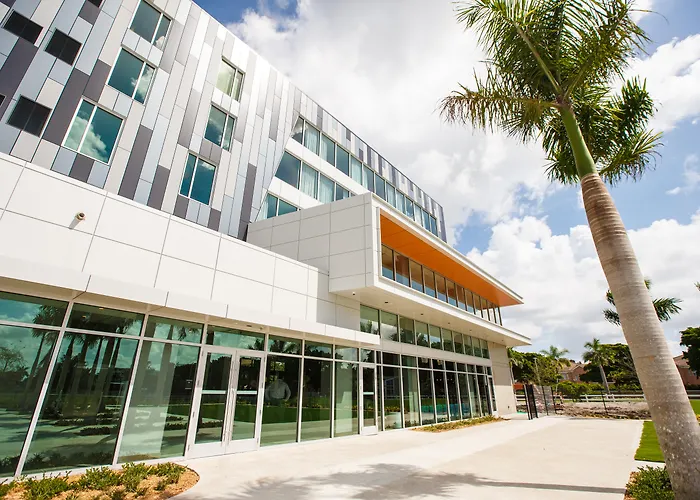 Legacy Hotel At Img Academy