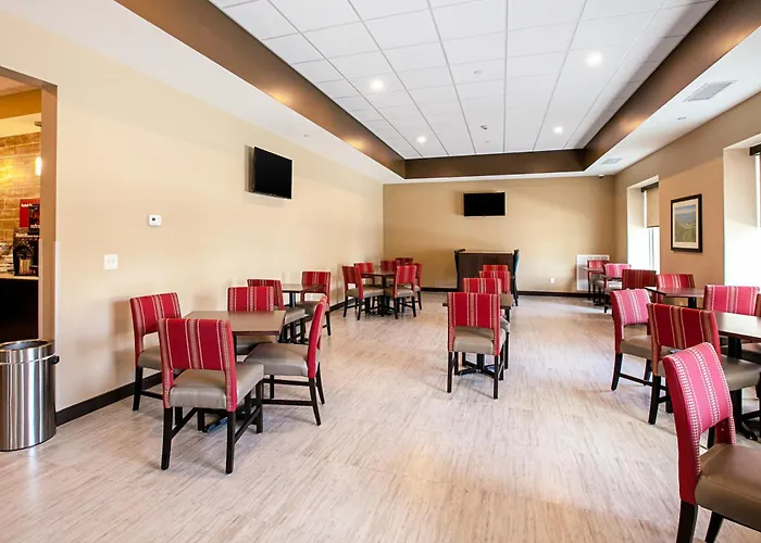 Comfort Suites Fishkill Near Interstate 84